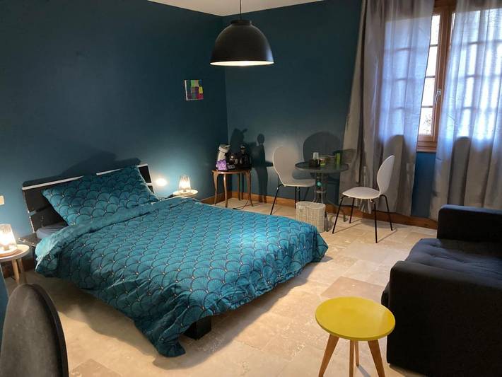 Gîte pour 2 personnes, avec Terrasse ainsi que Jardin et Vue dans Séreilhac