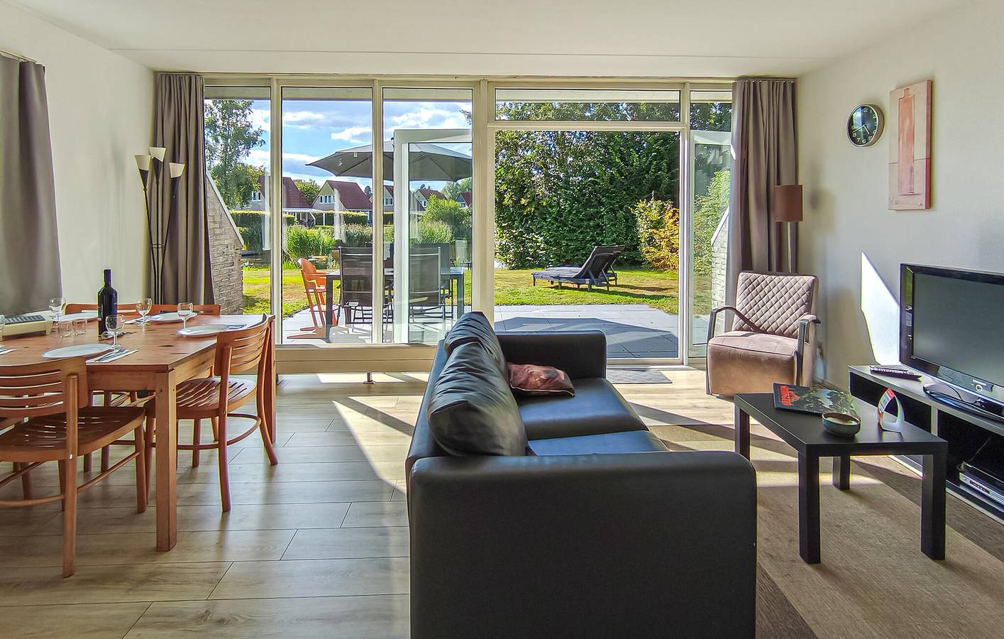 Ferienhaus für 5 Personen mit Terrasse in Vlagtwedde, Groningen und Umgebung