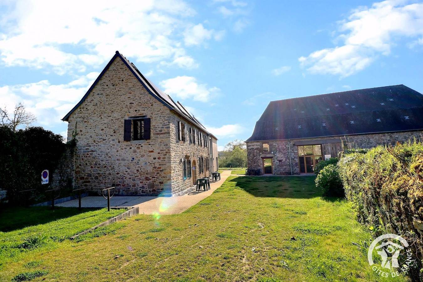 La Rivée et studios in Rives-du-Couesnon, Fougères-Vitré