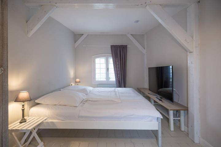 Ganze Ferienwohnung, Altes Kontorhaus Backbord in Husum Hafen, Husum