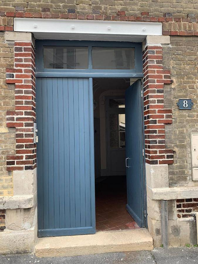 Appartement entier, One-Bedroom Apartment in Épernay, Marne
