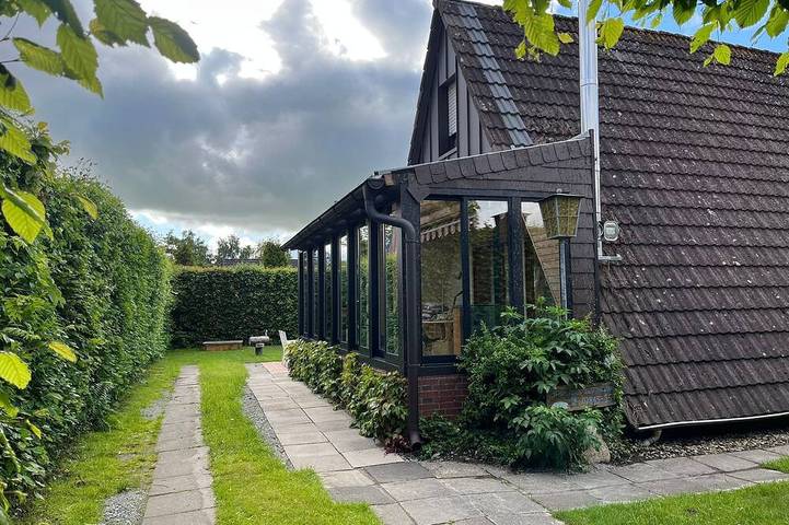 Ferienhaus für 6 Personen, mit Terrasse und Garten in Südbrookmerland
