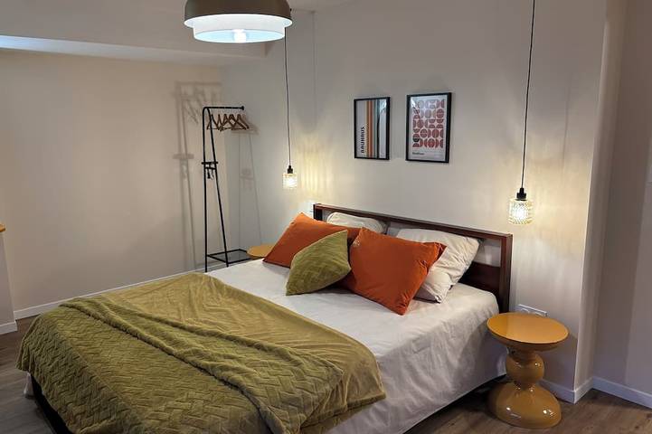 Appartement entier, Le Cozy Loft - 115m2 - 4 pers - Tout confort au cœur de Saint-Lô in Saint-Lô, Région de Saint-Lô