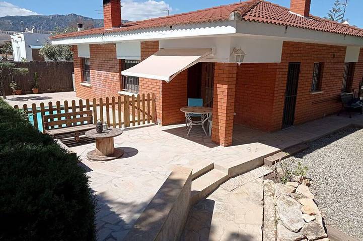 Gîte pour 8 personnes, avec jardin