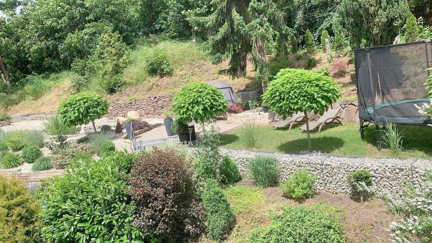 Hotel für 4 Personen, mit Terrasse und Garten sowie Sauna und Ausblick in Sonneberg - 3