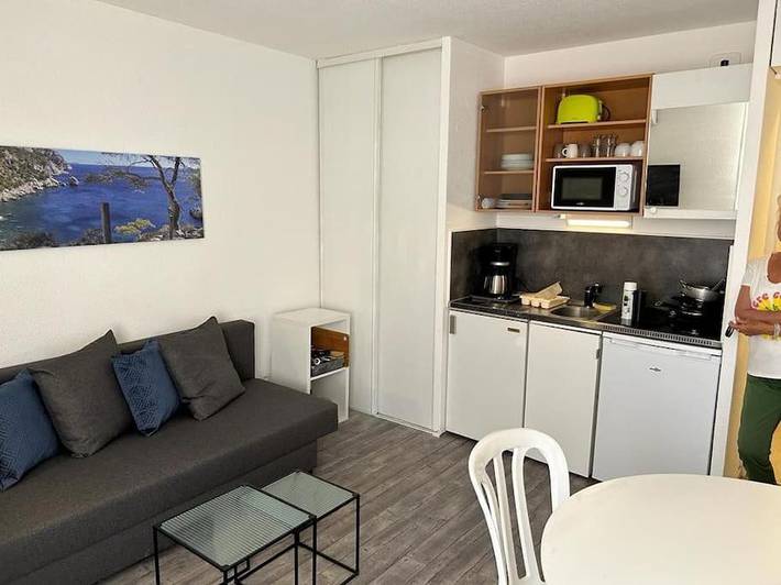 Gîte pour 2 personnes, avec jardin dans Plage La Favière - 3