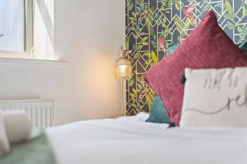Apartment for 4 People in Solihull, Birmingham Area, Photo 1