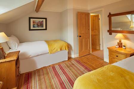 Host & Stay | Hampdon Cottage in Staithes, North York Moors National Park