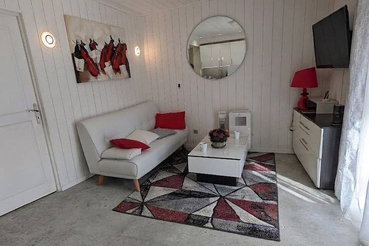 Apartamento entero, Le Petit Paradis. in Brive-la-Gaillarde, Brive-la-Gaillarde region