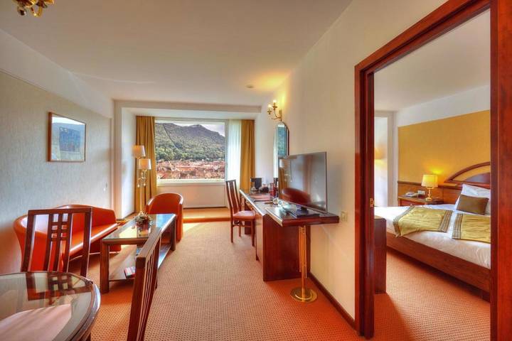 Hôtel pour 2 personnes, avec sauna ainsi que jardin et terrasse dans Poiana Brasov - Brasov - 4