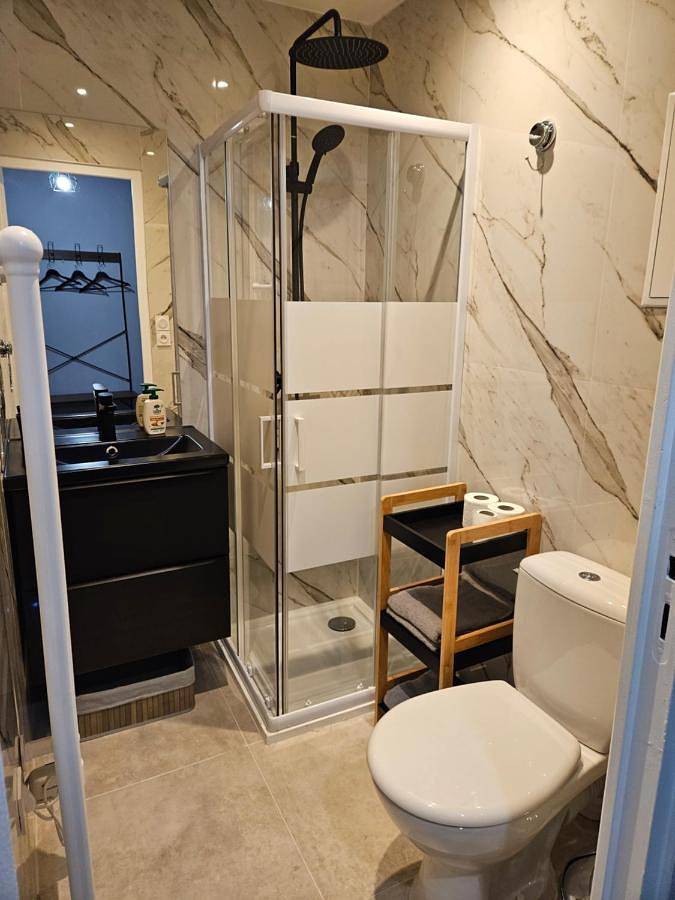 Gîte pour 2 personnes, avec jardin à Oyonnax - 2