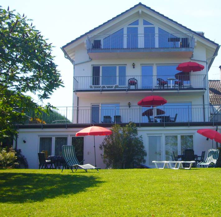 Ferienwohnung für 3 Personen, mit Seeblick und Terrasse sowie Garten - 1