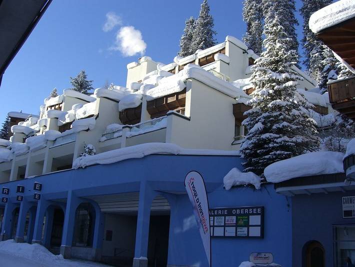 Vakantiehuis voor 4 personen, met Terras en Uitzicht op het meer in Arosa