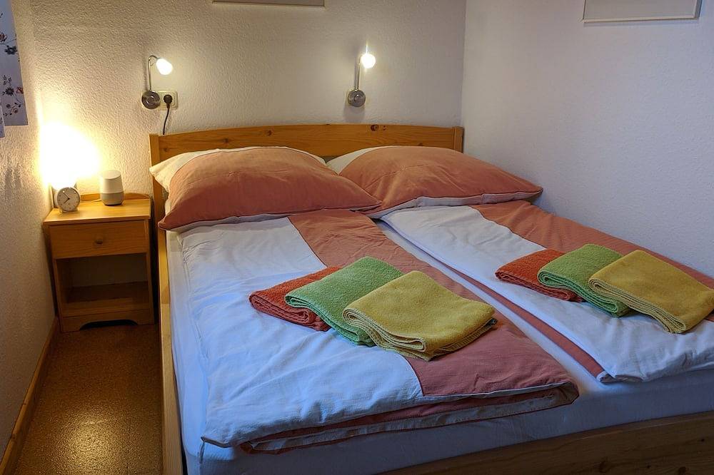 Privates Ferienhaus „Lick“ Nordsee (150 m) in Warwerort/Büsum mit Dampfdusche. in Warwerort, Dithmarschen