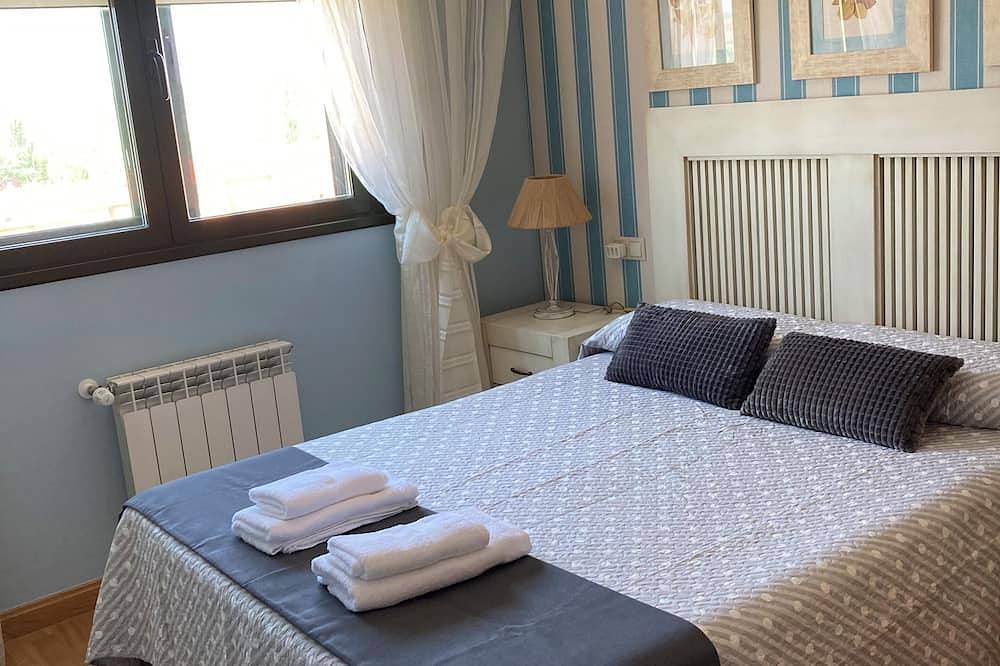 Entire apartment, El Mirador de Cuenca in Cuenca, Cuenca Province
