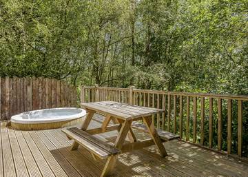 Chalet for 4 People in Alton Towers, West Midlands, Photo 2