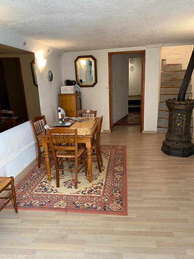 Location de vacances pour 5 personnes, avec terrasse et vue à Agel - 2