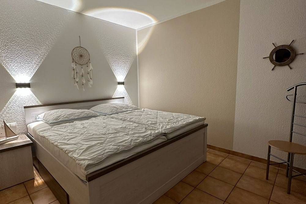 Ganze Wohnung, Hier macht man Urlaub - familienfreundliche Ferienwohnung am Kap Arkona in Putgarten, Rügen