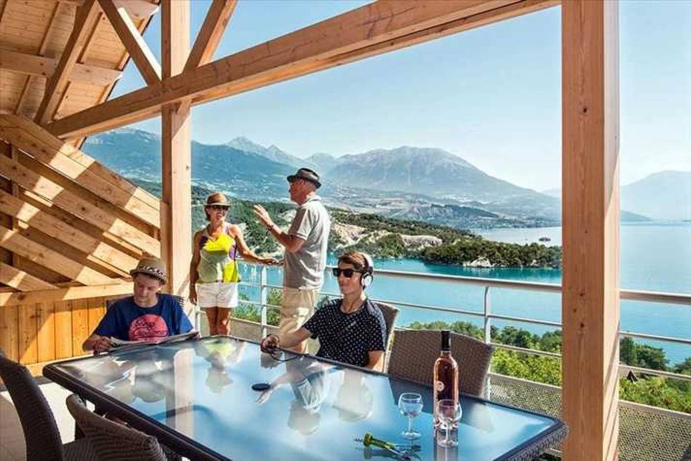 Appartement entier, Zecamping 3 étoiles pataugeoire club enfant locatif Tv Lv clim 90m2 in Chorges, Parc national des Écrins