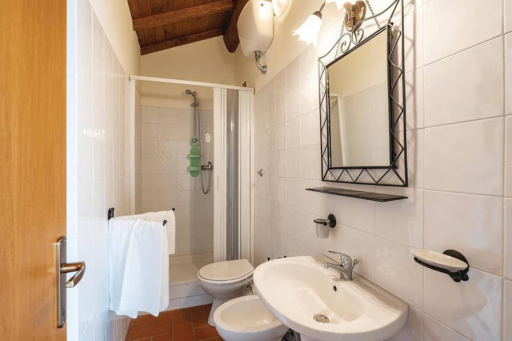 Appartamento intero, Nice apartment in Loro Ciuffenna Ar in Loro Ciuffenna, Valdarno