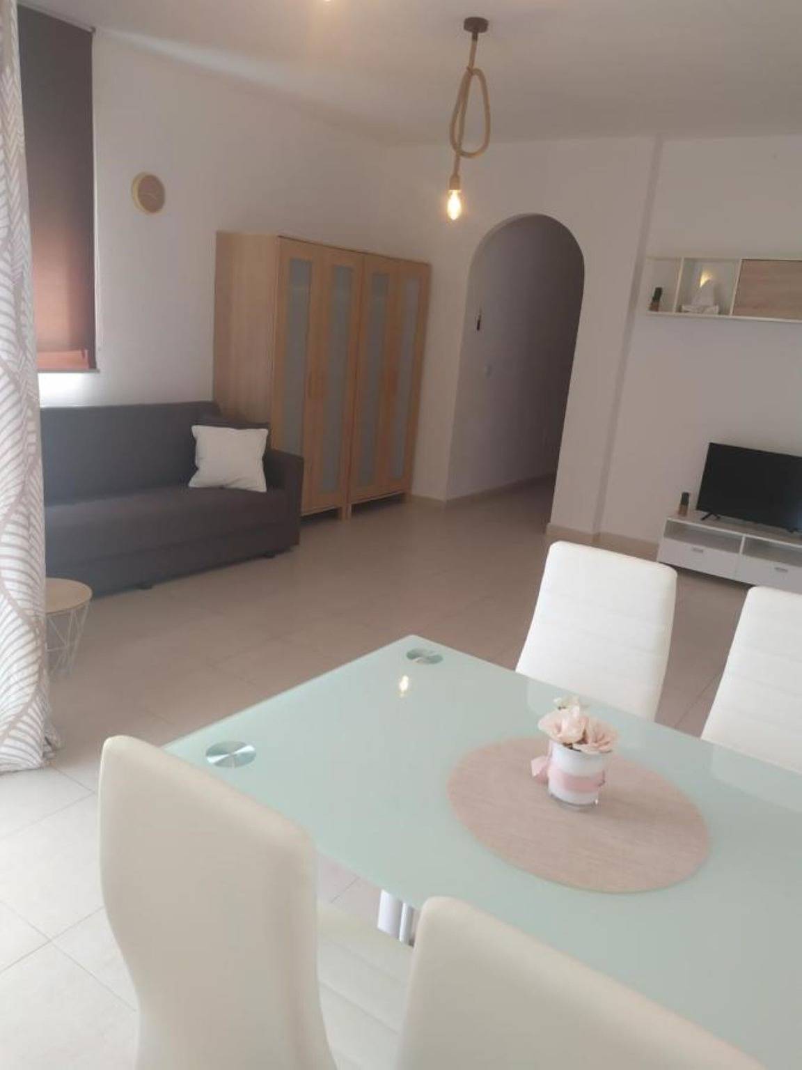 Entire apartment, Apartment 'Cerca Plaza De Toros Vera' with Private Terrace and Air Conditioning in Vera, Costa de Almería
