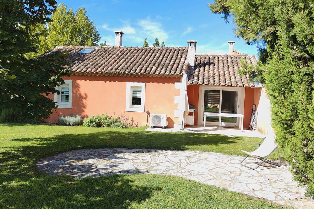 Entire apartment, 'Le Ventoux' with Mountain View, Wi-Fi and Air Conditioning in Tulette, Nyons region