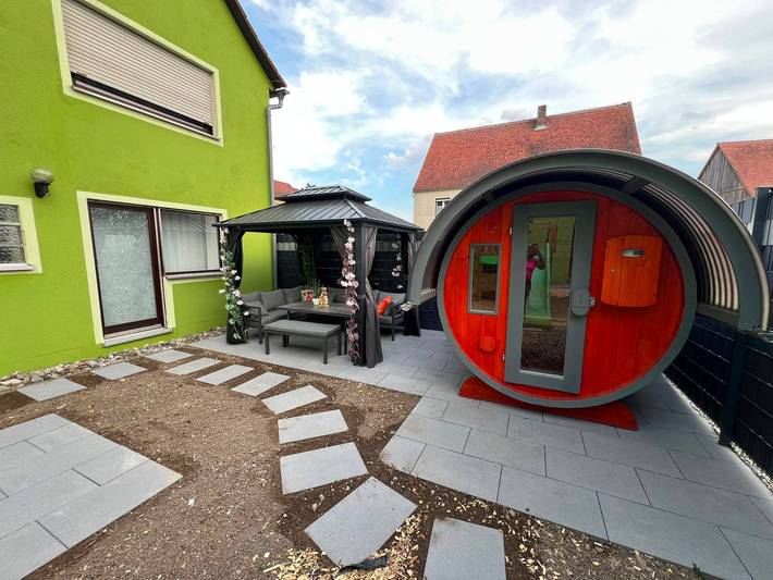 Apartamento inteiro, Monteur & Ferienapartment Leidenberger - Apartment mit 2 Schlafzimmern in Colmberg, Romantische Straße