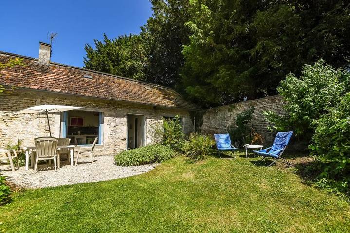 Location de vacances pour 5 personnes, avec Terrasse et Vue à Cresserons