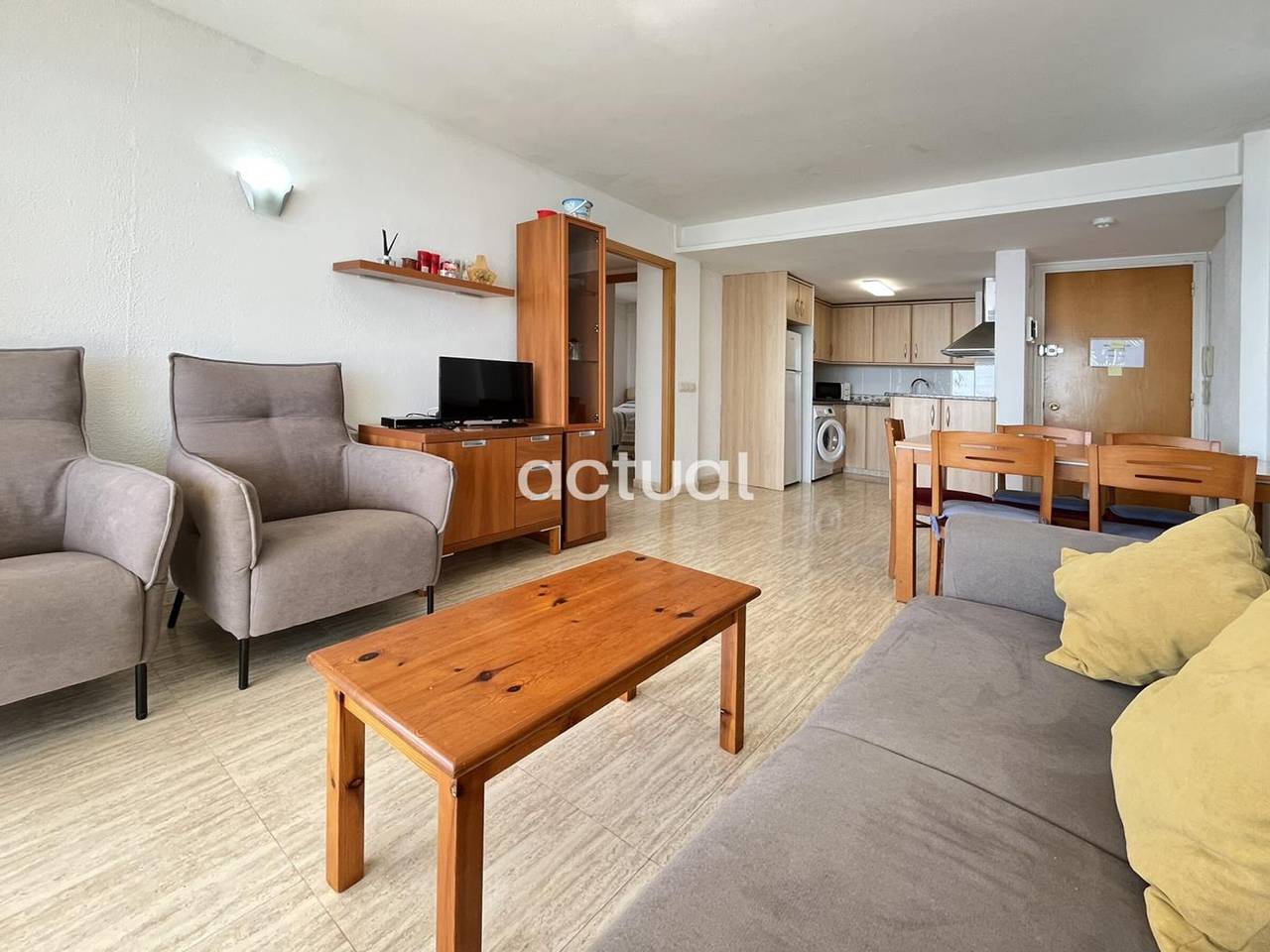 Entire apartment, Costa Brava: 9th-floor apartment, 2 bedrooms, terrace, parking, Wifi in Platja d'Aro, Costa Brava