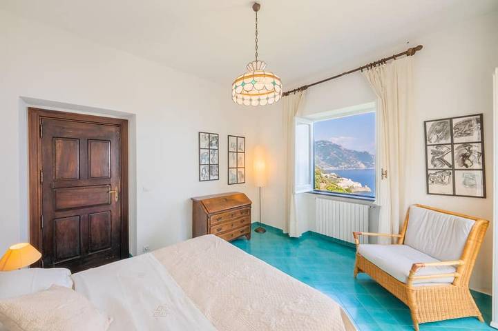 Villa pour 8 personnes, avec jardin et jacuzzi, animaux acceptés à Amalfi - 4