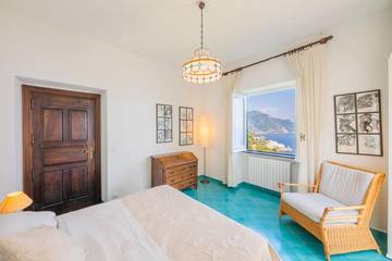 Villa for 8 Guests in Amalfi, Amalfi Coast, Picture 3
