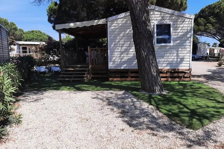 Camping pour 6 personnes, avec Terrasse et Piscine à Canet-en-Roussillon