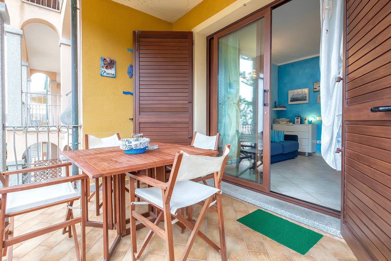 Entire apartment, Apartment 'L'Elicriso - Profumi Di Sardegna' with Sea View, Private Terrace and Air Conditioning in La Ciaccia, Castelsardo
