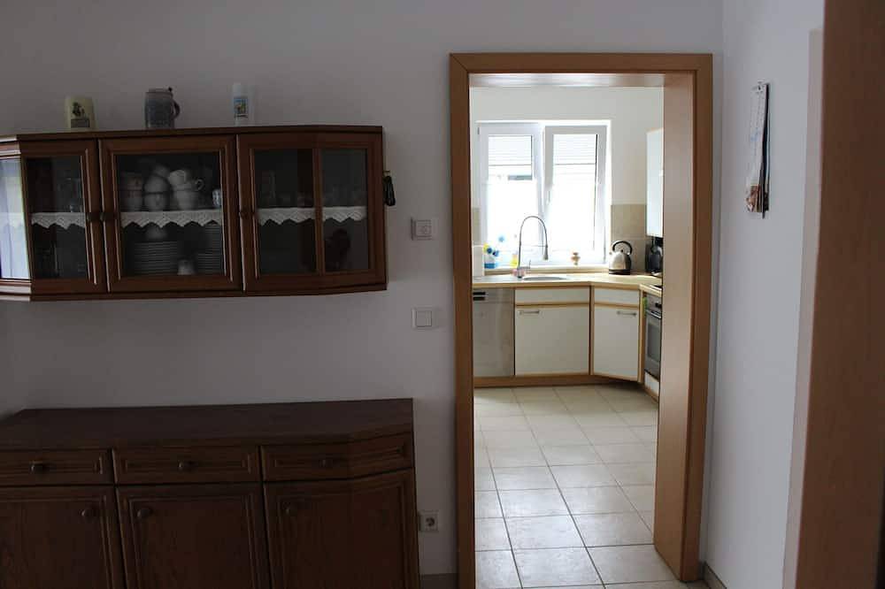 Ganze Wohnung, Ferienwohnung am Kittenbach in Utting, Ammersee