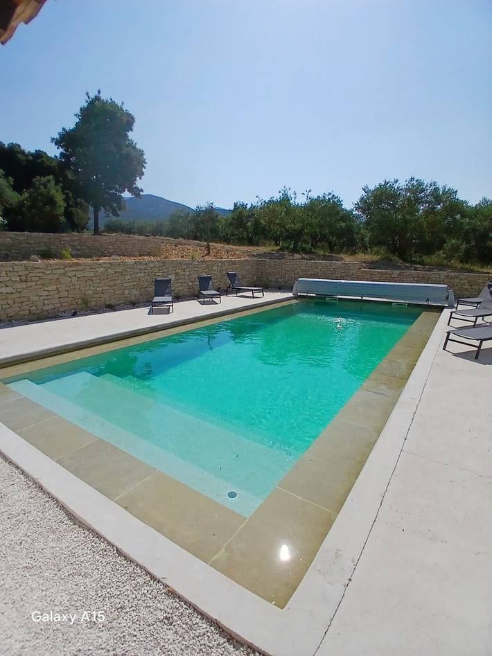 Gîte pour 17 personnes, avec balcon ainsi que jardin et piscine en France - 3
