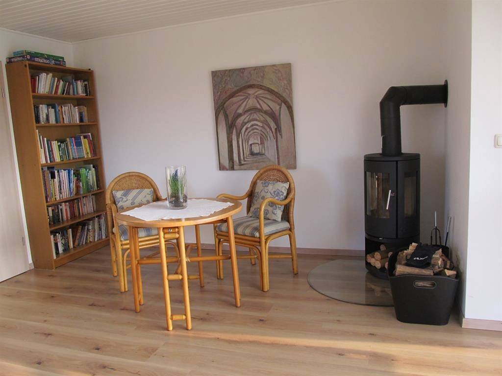 Ganze Ferienwohnung, 2-Bett-Ferienw. Wald und Wiese Du/Wc, Nichtraucher in Gerolstein, Vulkaneifel
