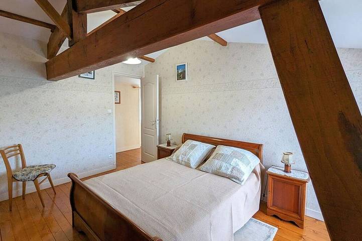 Gîte pour 5 personnes, avec jardin dans Saint-Genis-d'Hiersac - 3
