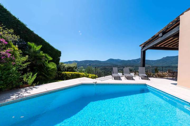 Villa pour 8 personnes, avec vue ainsi que jardin et piscine à Mandelieu-la-Napoule - 4