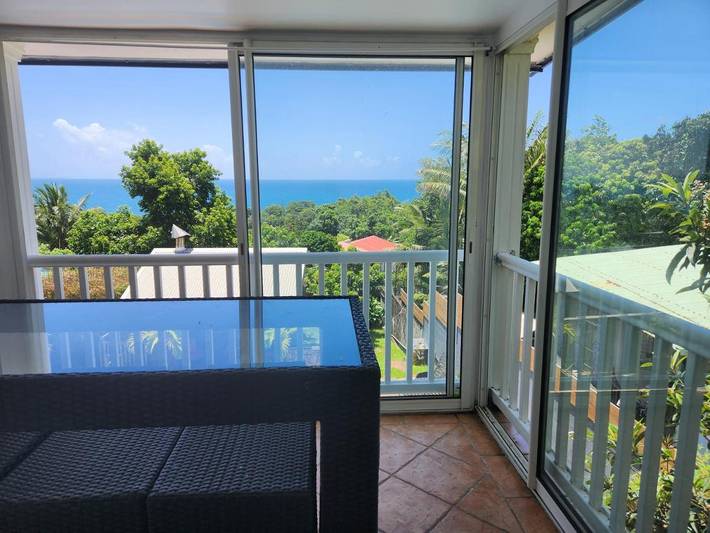 Location de vacances pour 9 personnes, avec piscine ainsi que vue et terrasse dans Sainte-Rose (La Réunion) - 2
