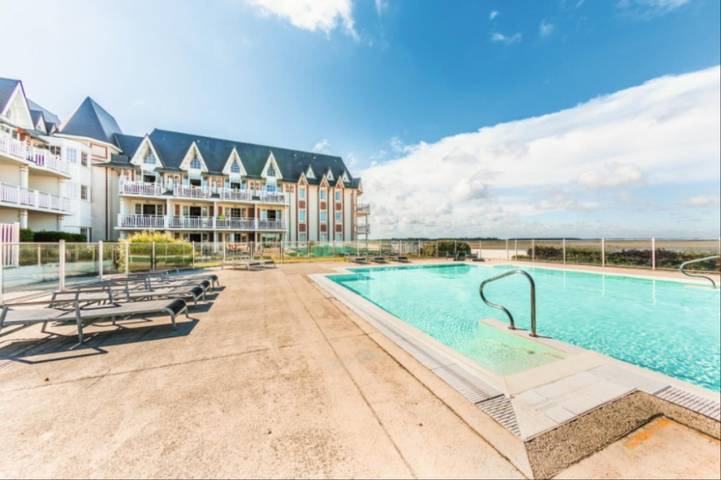 Gîte pour 4 personnes, avec piscine, adapté aux familles dans Plage du Crotoy - 4