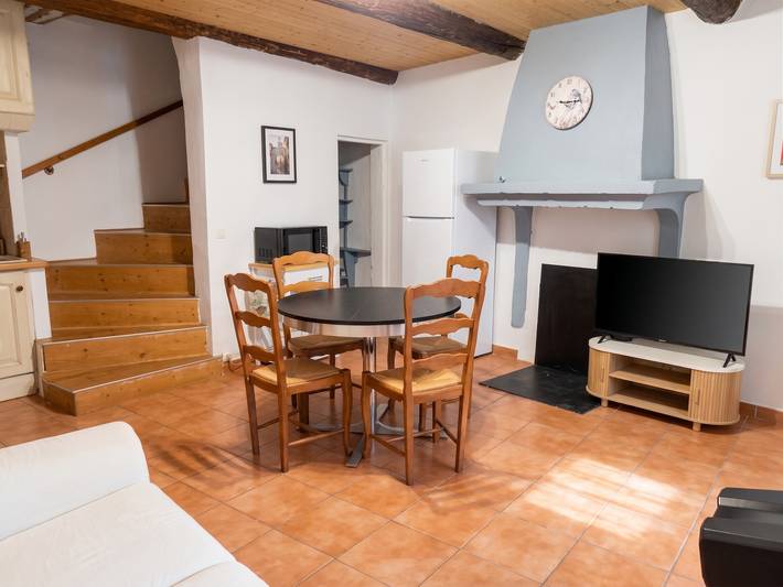 Casa cerca de Gargas con entrada privada y comodidades modernas in Gargas, Parque natural regional del Luberon