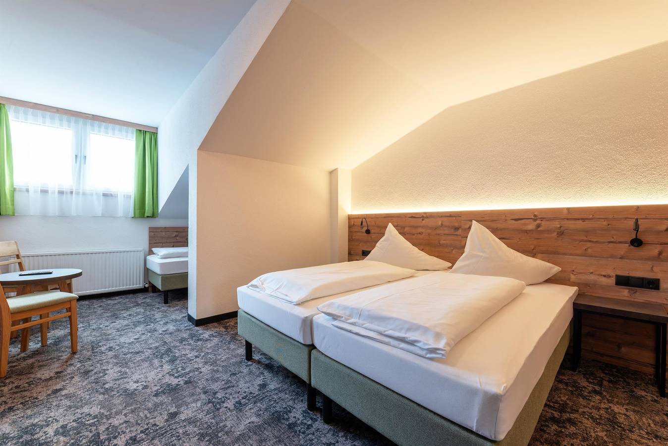 Doppelzimmer, Dusche, Wc - Ka in Lechtaler Alpen, Flirsch