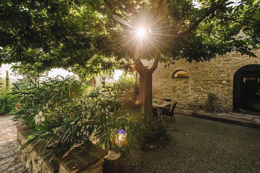 Ganze Wohnung, Charming 2-bedroom apartment with Ac and fitness room in Capannoli in Capannoli, Pisa Provinz