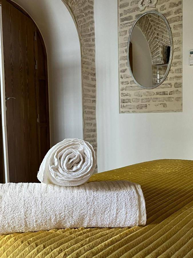 Gîte pour 4 personnes, avec jardin à Carmona - 2