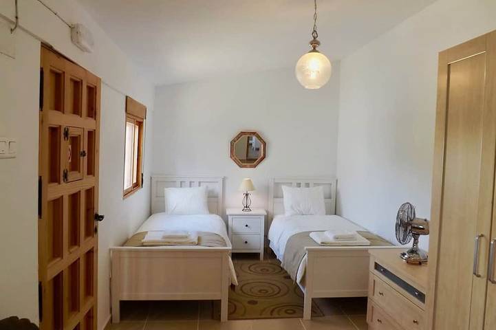 Location de vacances pour 2 personnes, avec jardin et terrasse à Loja - 3