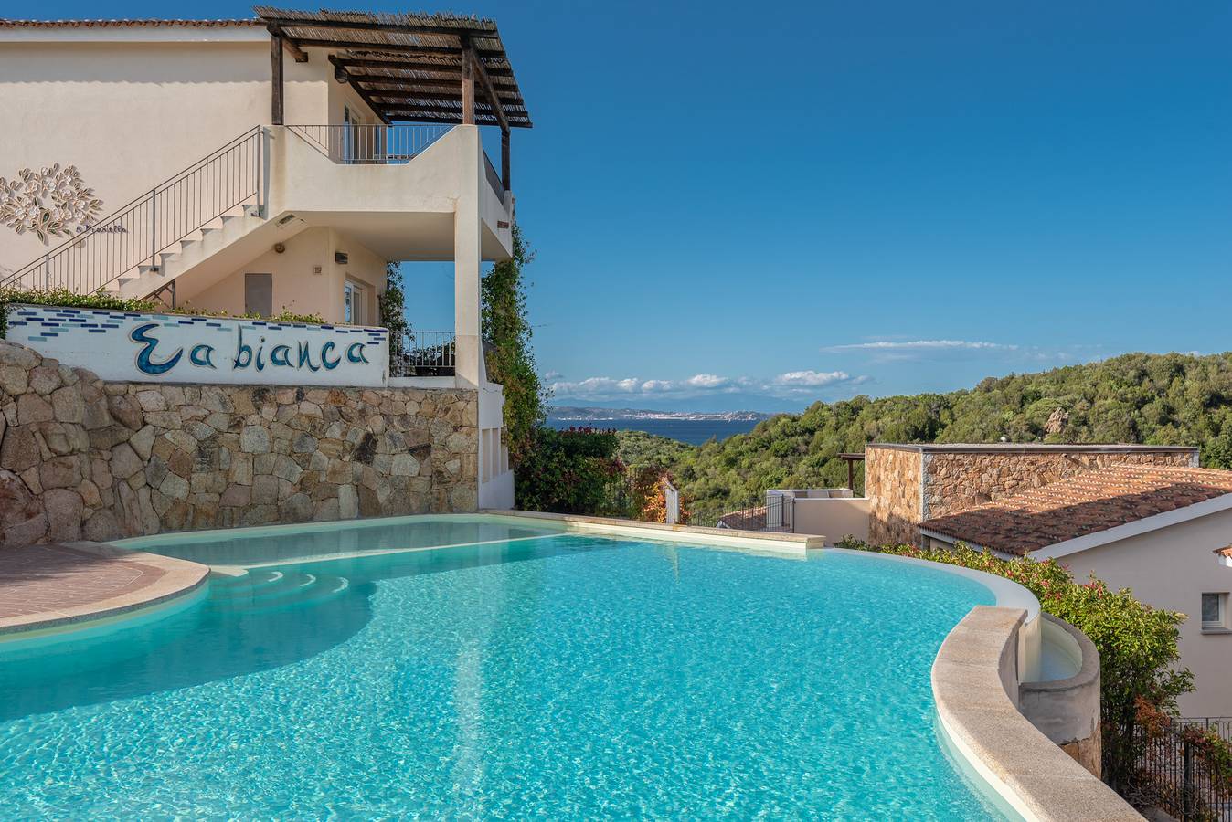 Ganze Wohnung, Elegante Residenz Ea Bianca 2 Schlafzimmer für 6 Personen Zusatzbett möglich n0614 in Arzachena, Costa Smeralda