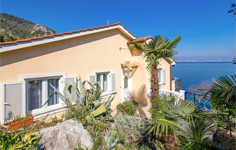 Ferienhaus für 12 Personen, mit Pool und Garten sowie Terrasse, kinderfreundlich in Opatija Riviera - 2