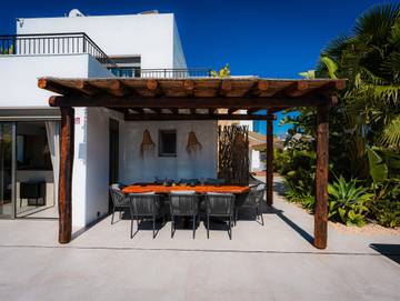 Villa in Santa Eulària des Riu, Ibiza Osten für 6 