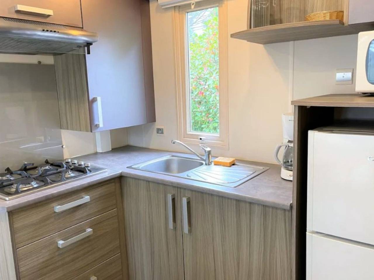 Casa móvil cómoda con terraza para 4 pers. in Sartène, Distrito de Sartène