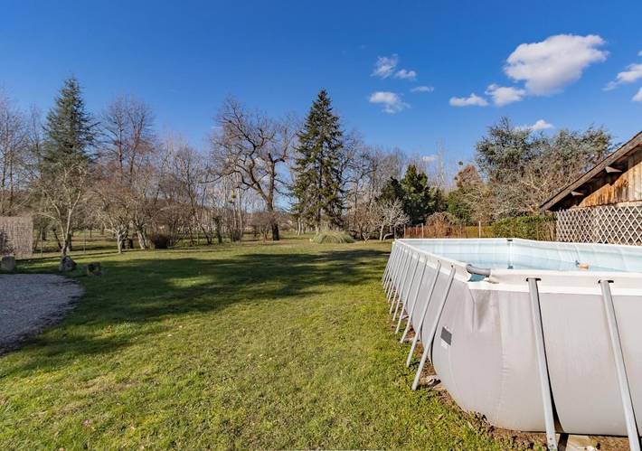 Gîte pour 4 personnes, avec jardin ainsi que piscine et terrasse à Le Fleix - 2